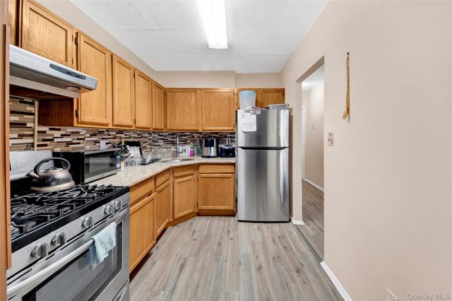 721 Thieriot Avenue, Bronx, NY 10473