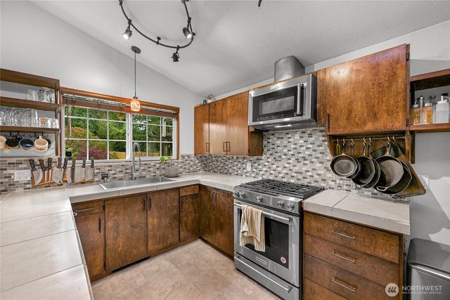 3341 Moody Street, Mount Vernon, WA 98274