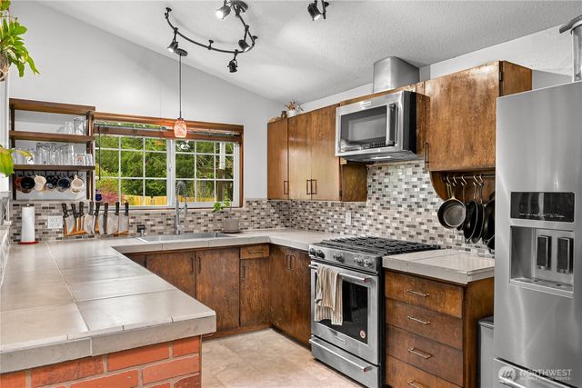 3341 Moody Street, Mount Vernon, WA 98274