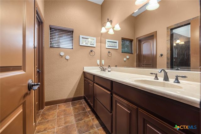 2581 Otter Way, New Braunfels, TX 78132