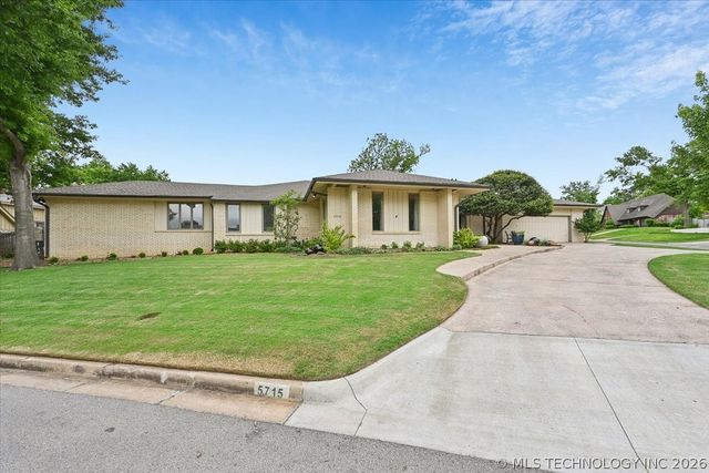 5715 S Evanston Place, Tulsa, OK 74105