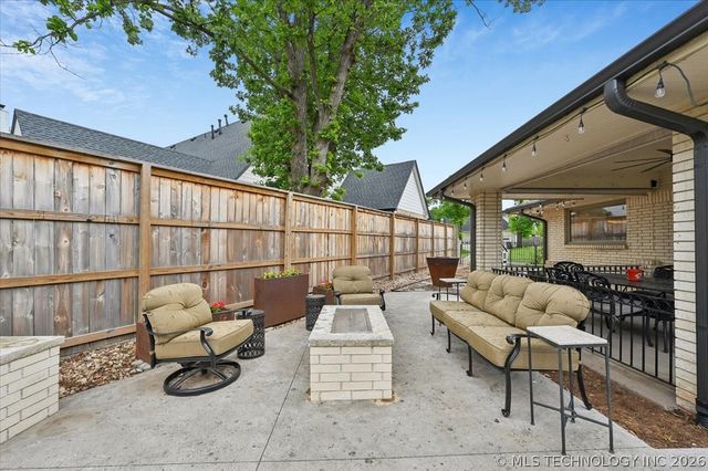 5715 S Evanston Place, Tulsa, OK 74105