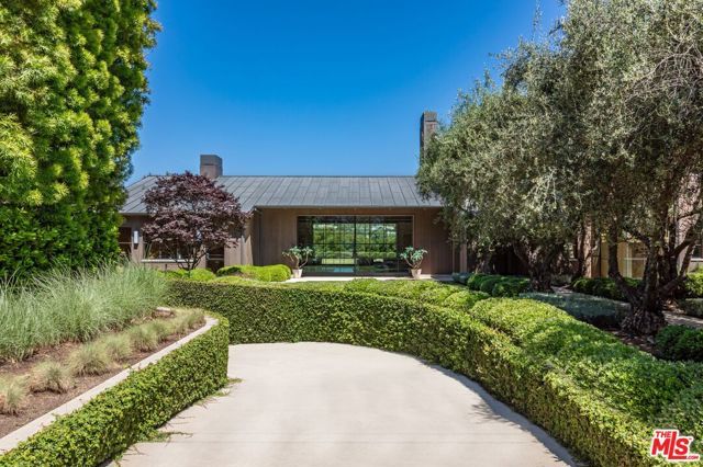 859 Woodacres Road, Santa Monica, CA 90402