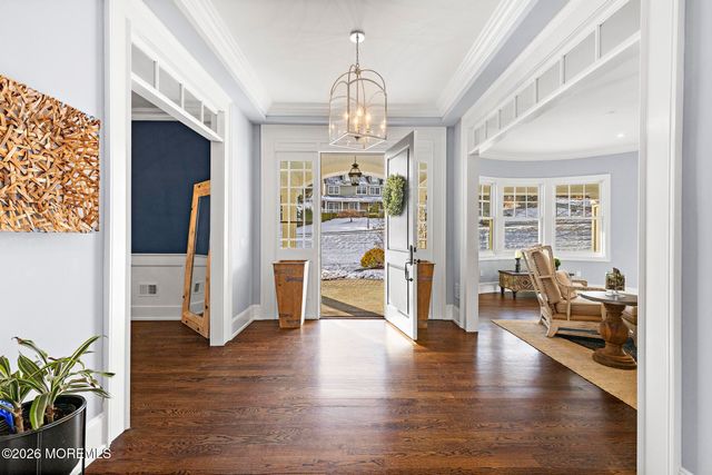 9 Beacon Hill Road, Atlantic Highlands, NJ 07716