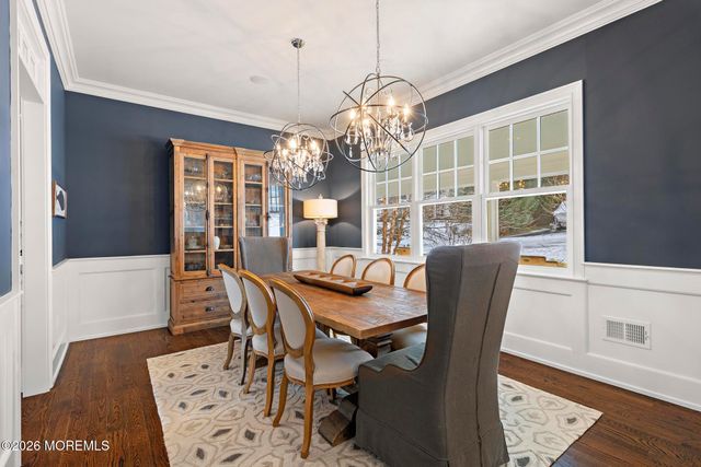 9 Beacon Hill Road, Atlantic Highlands, NJ 07716