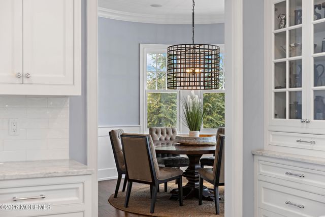 9 Beacon Hill Road, Atlantic Highlands, NJ 07716