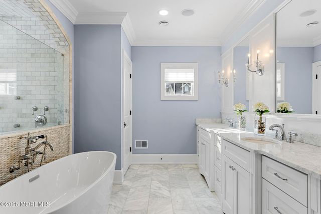 9 Beacon Hill Road, Atlantic Highlands, NJ 07716