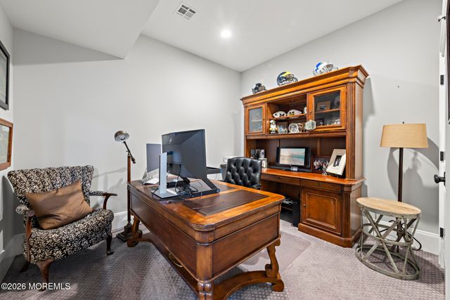 9 Beacon Hill Road, Atlantic Highlands, NJ 07716