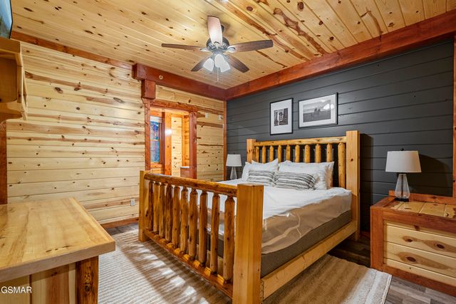 1628 Barn Door Lane, Sevierville, TN 37862