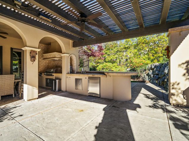 3769 Greenview Dr, El Dorado Hills, CA 95762