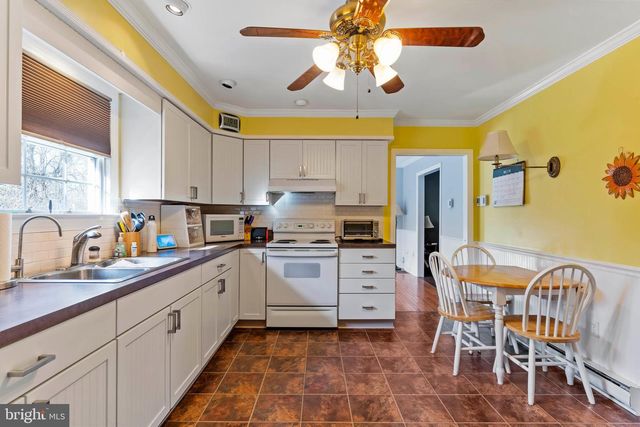 10 STONELEDGE ROAD, Newville, PA 17241