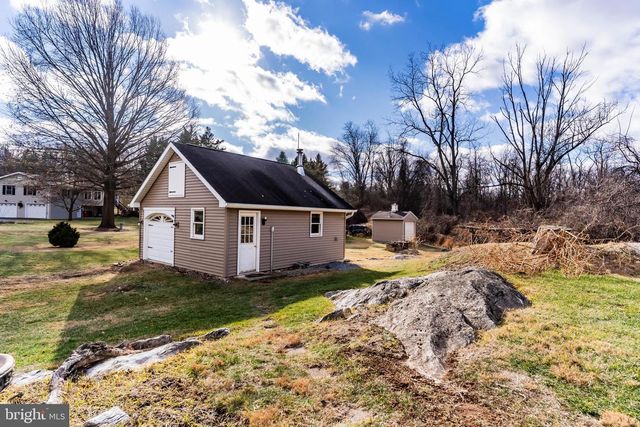 10 STONELEDGE ROAD, Newville, PA 17241