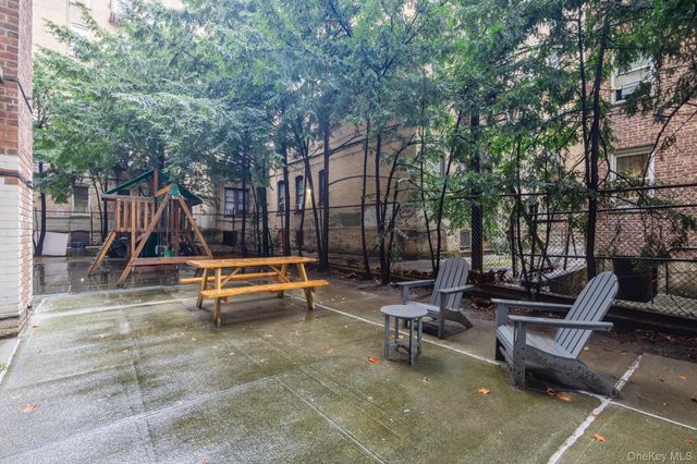 275 Webster Avenue 1B, Brooklyn, NY 11230