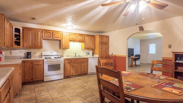 363 County Road 234, Alton, MO 65606