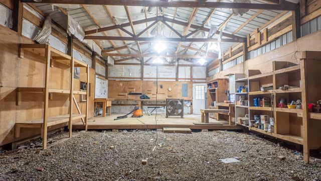 363 County Road 234, Alton, MO 65606