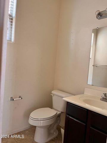 2850 S BRETT Street, Gilbert, AZ 85295