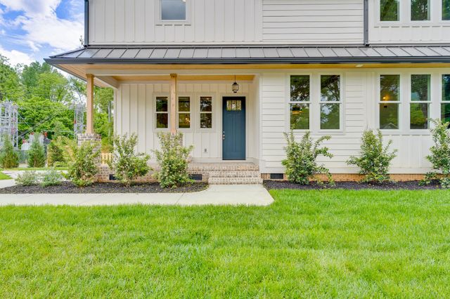 1402 W 55th Street, Chattanooga, TN 37409