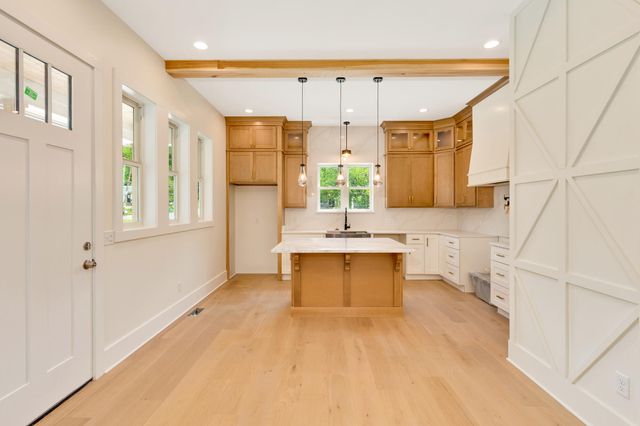 1402 W 55th Street, Chattanooga, TN 37409