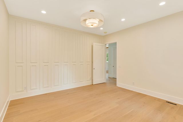 1402 W 55th Street, Chattanooga, TN 37409