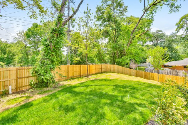 1402 W 55th Street, Chattanooga, TN 37409
