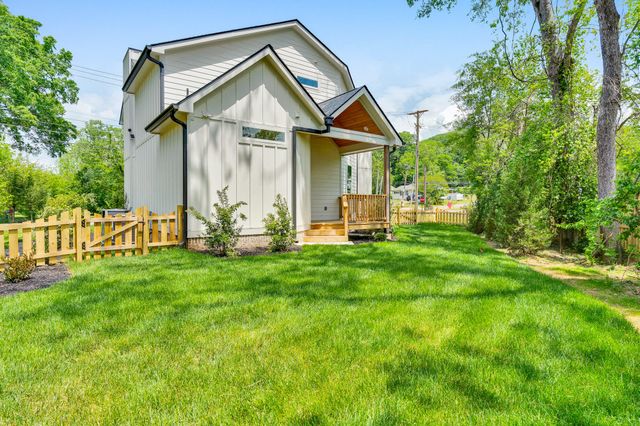 1402 W 55th Street, Chattanooga, TN 37409