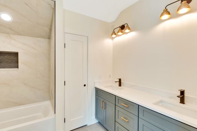 1402 W 55th Street, Chattanooga, TN 37409