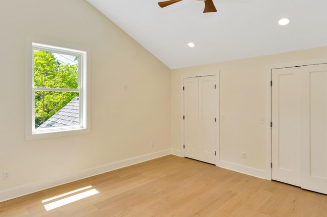 1402 W 55th Street, Chattanooga, TN 37409