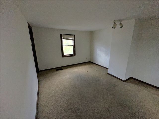 604 8th Street, Irwin, PA 15642