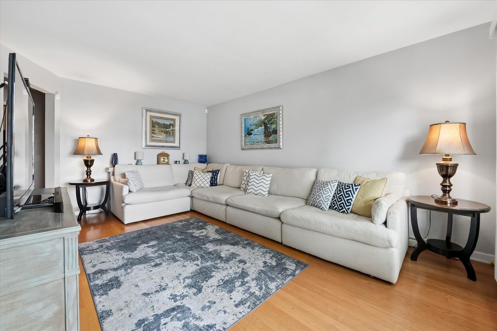 3648 N Overhill Avenue, Chicago, IL 60634 — photo 5
