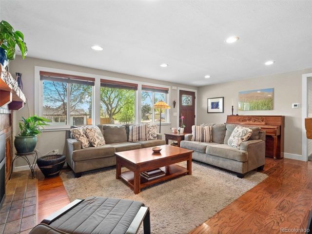805 Kline Dr, Lakewood, CO 80215