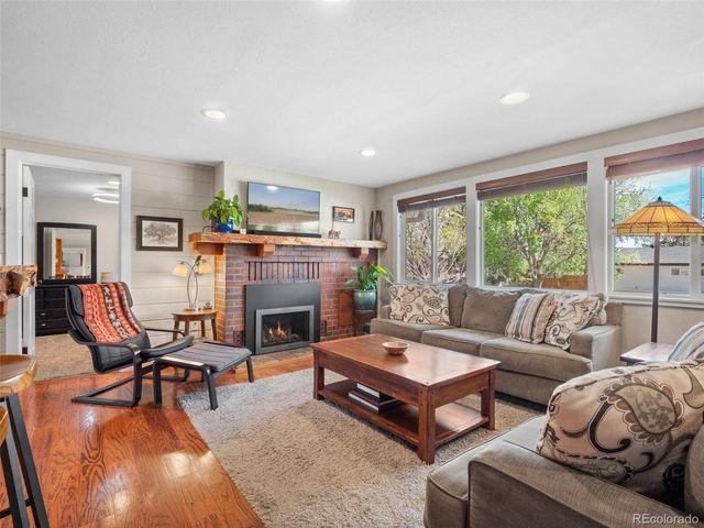 805 Kline Dr, Lakewood, CO 80215