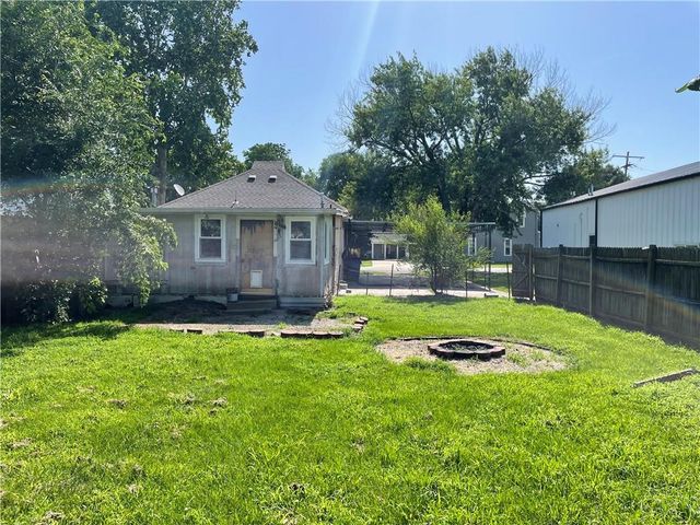 217 Main Street, Linwood, KS 66052