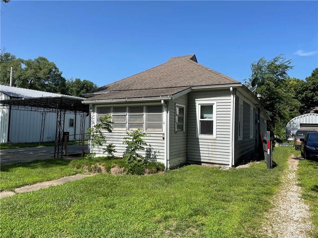 217 Main Street, Linwood, KS 66052