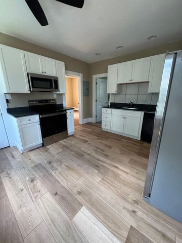 132 Cedar Street 3, Haverhill, MA 01830
