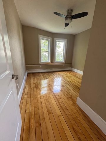 132 Cedar Street 3, Haverhill, MA 01830