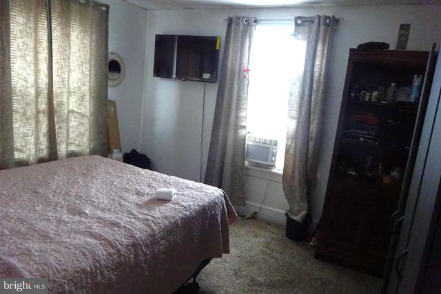 156-158 E MCKINLEY ST, Chambersburg, PA 17201