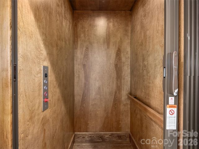 50 Verde Drive, Asheville, NC 28806
