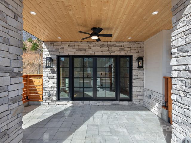 50 Verde Drive, Asheville, NC 28806