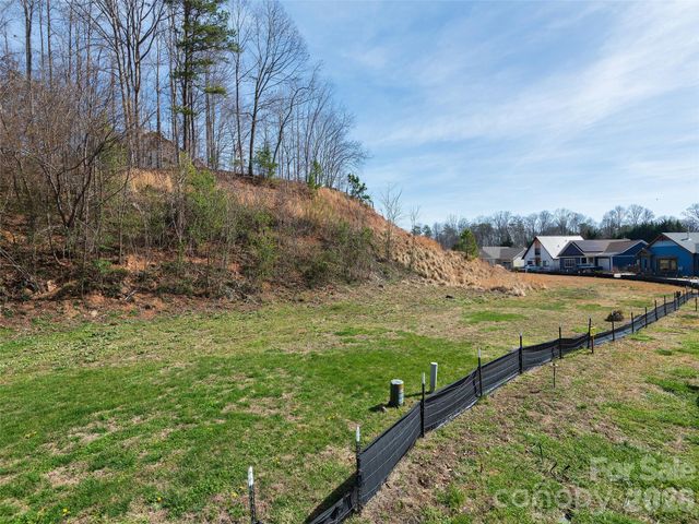 50 Verde Drive, Asheville, NC 28806