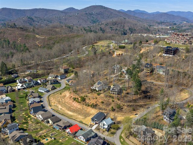 50 Verde Drive, Asheville, NC 28806