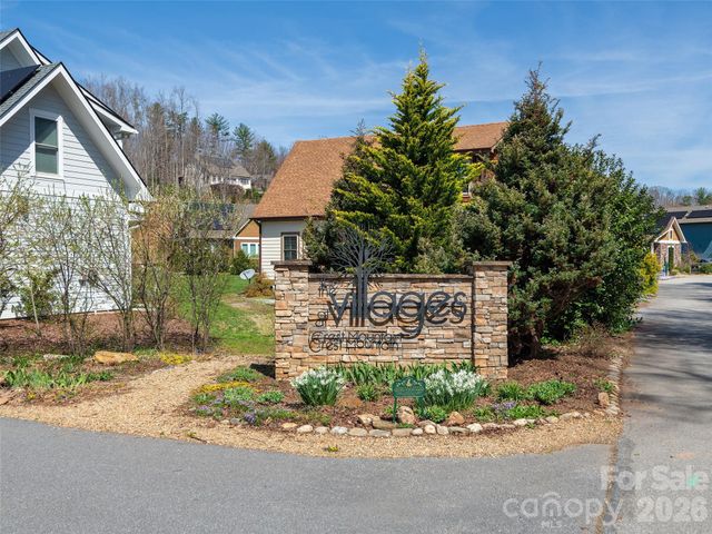 50 Verde Drive, Asheville, NC 28806