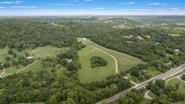 104 Hickerson Rd, Wartrace, TN 37183