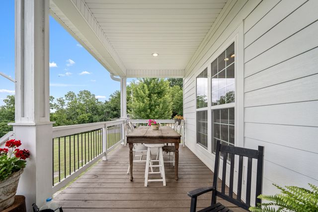 104 Hickerson Rd, Wartrace, TN 37183