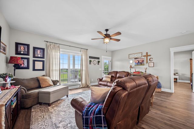 104 Hickerson Rd, Wartrace, TN 37183