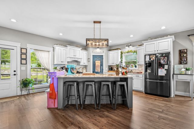104 Hickerson Rd, Wartrace, TN 37183