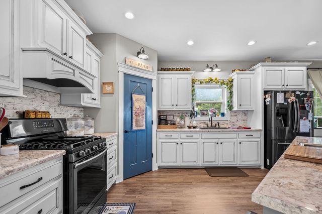 104 Hickerson Rd, Wartrace, TN 37183
