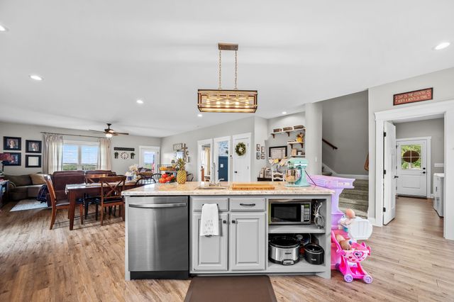 104 Hickerson Rd, Wartrace, TN 37183