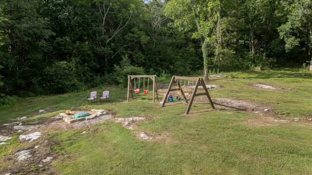 104 Hickerson Rd, Wartrace, TN 37183