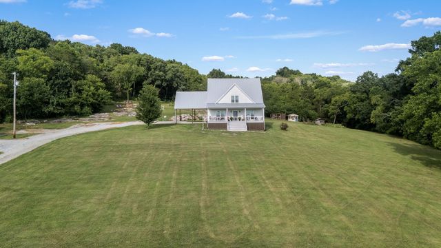 104 Hickerson Rd, Wartrace, TN 37183