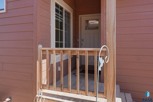 9622 W Broek Dr Drive, Sioux Falls, SD 57106